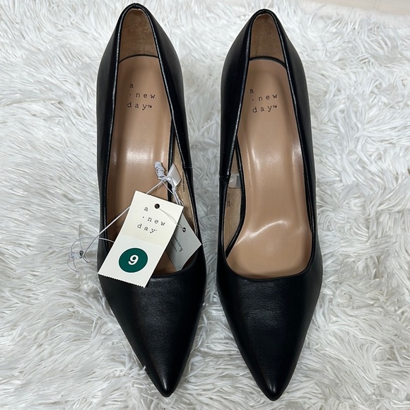 A New Day Black Heels Classic Pointed-Toe Pumps - Picture 1 of 13